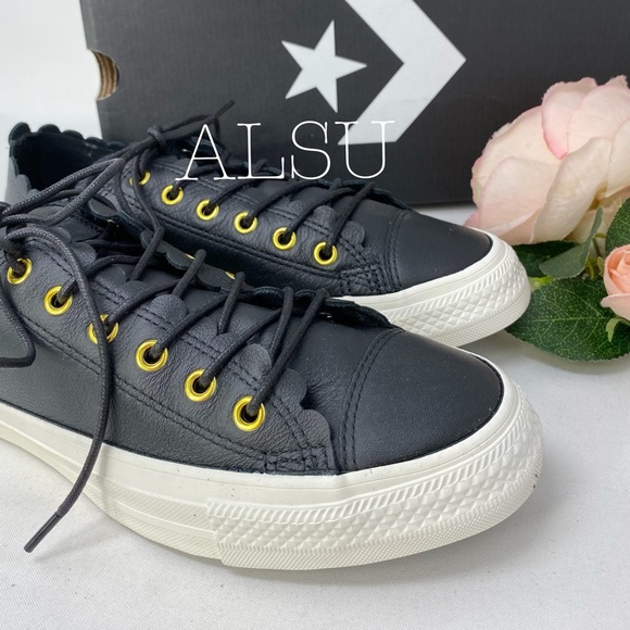Converse Chuck Taylor Leather Low Top Black GoldW - Picture 6 of 8